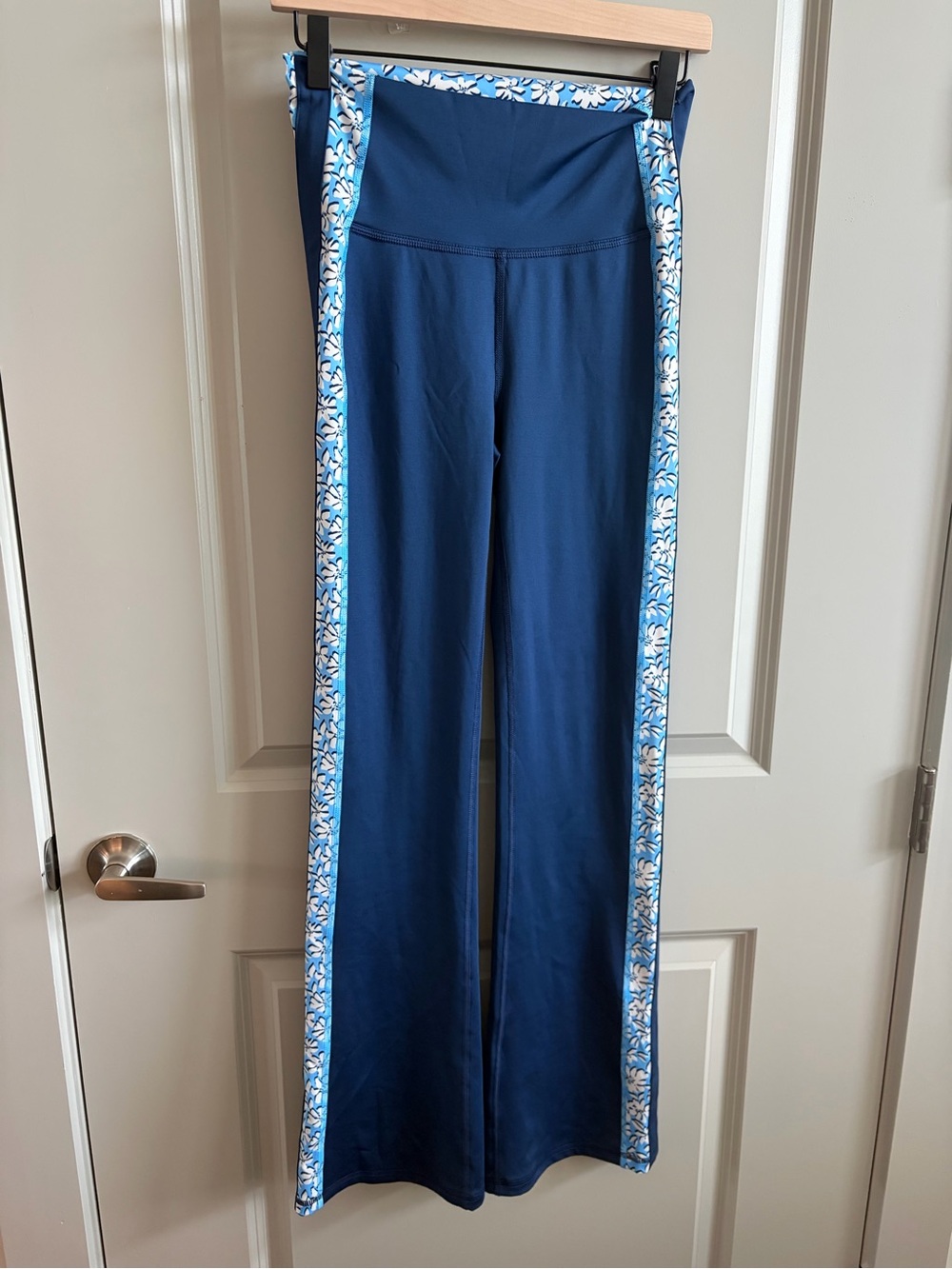 Lilly Pulitzer Carpe Vita Flare Leggings
